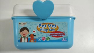 Maletín Veterinario con 6 peluches de animales