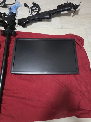 2 Pantallas ASUS/IIYAMA + Soporte 4 Monitores