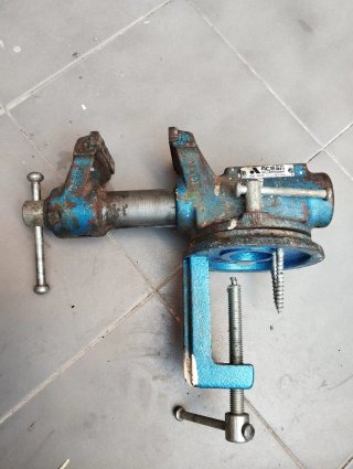 Tornillo