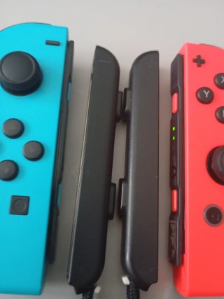 Mando Nintendo Switch Azul y Rojo