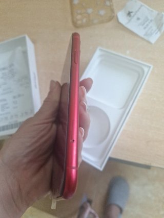 iPhone 11 Rosso 64GB Schermo Nuovo