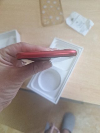 iPhone 11 Rosso 64GB Schermo Nuovo