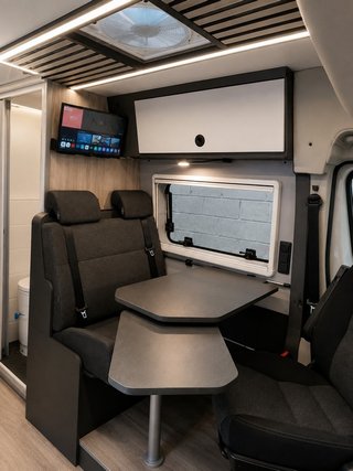 Peugeot Boxer L&SVans  L3H2 2021