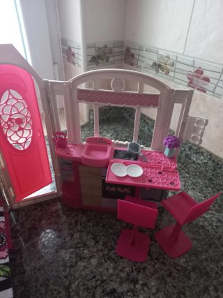Casa de muñecas Barbie plegable
