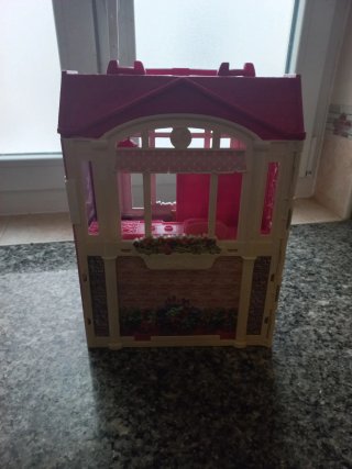 Casa de muñecas Barbie plegable