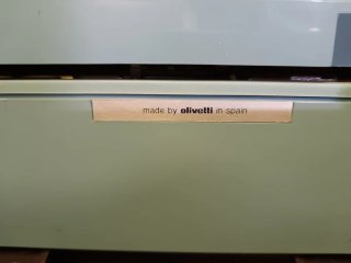 Máquina de escribir Olivetti Studio 46