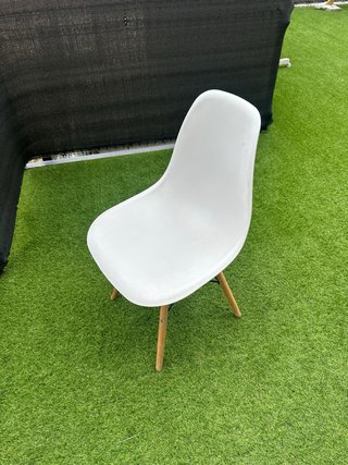 Silla Dinamarca blanca y madera