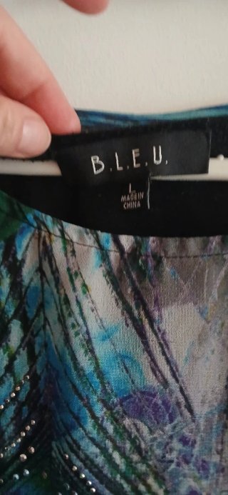 Camiseta B.L.E.U. Estampada Peplum Talla  L