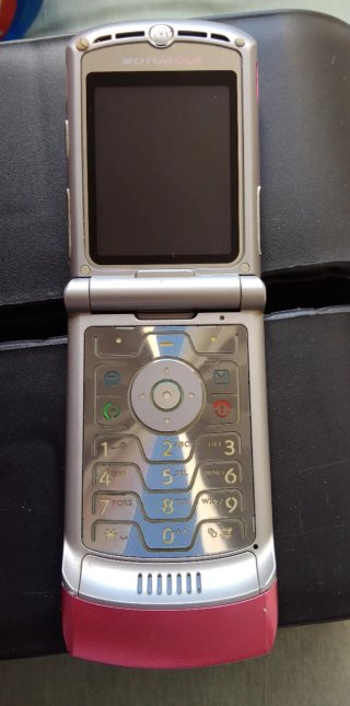 Teléfono Motorola V3 Razr