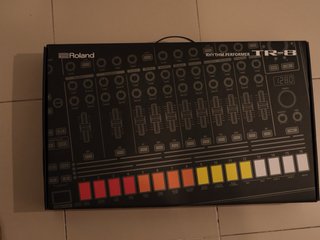Roland TR-8 Rhythm Performer