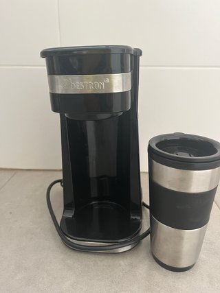 Cafetera Bestron con termo incluido