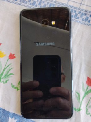 Samsung Galaxy J4 Negro