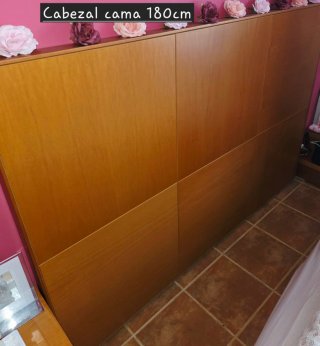 Mobiliario de habitación modular madera.