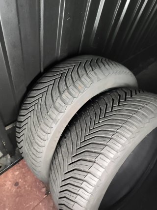 225 50 17 98Y Michelin