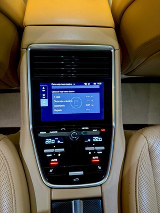 Porsche Panamera turbo 2018