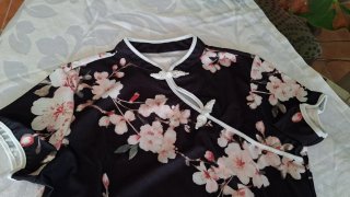 Blusa Caramelo flores cerezo cuello mao