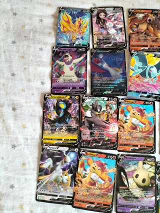 Colección Cartas Pokémon V