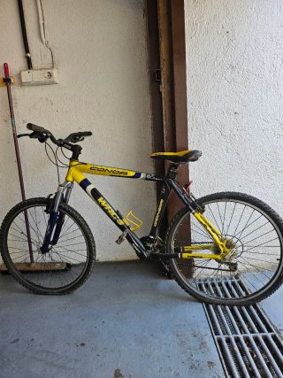 Bicicleta Montaña Aro 26 Negra y Amarilla