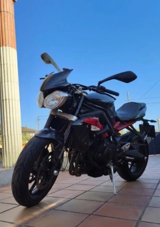 Triumph Street Triple Moto Naked
