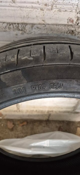 Neumático Continental 195/45 R17 W