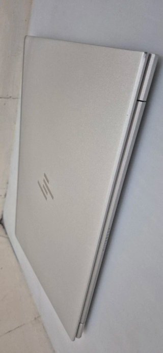 HP EliteBook 650 G9 15" i7 1.7GHz - SSD 512 - 16GB