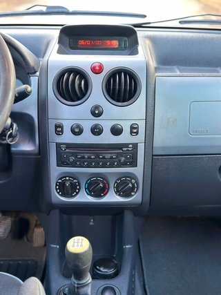 Peugeot Partner 2.0HDI 90 cv .