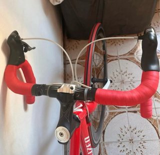 Bicicleta Specialized Allez Roja y Blanca