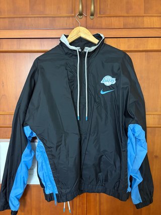Chaqueta Nike Lakers Negra y Azul