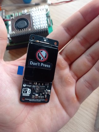 Raspberry Pi 5 8GB + Whisplay HAT + PiSugar S