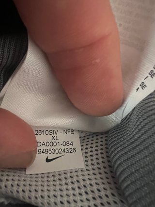 Chaqueta Nike Talla XL Gris y Blanca original