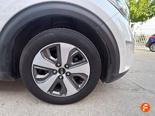 Kia Niro 136 cv