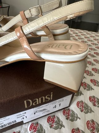 Sandalias Dansi Beige y blanco Mujer
