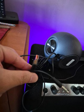 Altoparlanti Creative Pebble V2