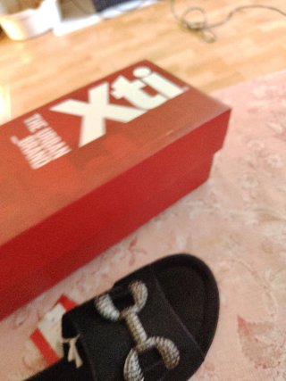 Sandalias Xti Negras Adorno Joya