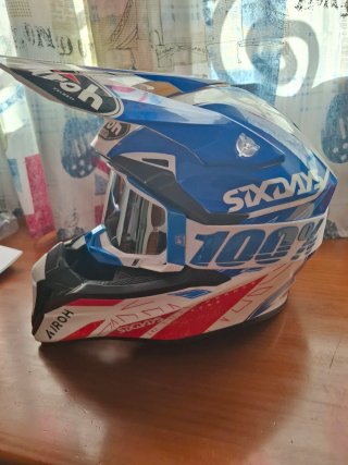 Casco Airoh + Gafas 100% (Edición Six Days)Talla M