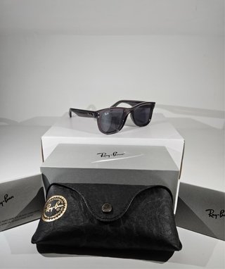 Occhiali Ray Ban Wayfarer Reverse Trasparent Gray