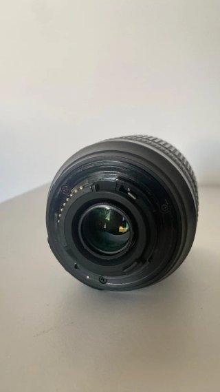 Objetivo Nikon 18-105mm VR