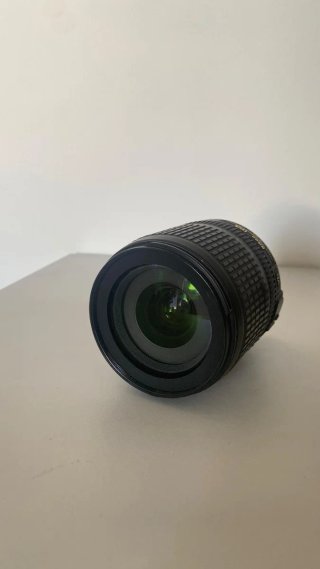 Objetivo Nikon 18-105mm VR