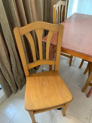 Silla de madera