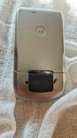 Motorola V3x Vodafone Plata + Cargador Original
