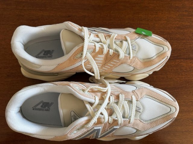 New Balance 9060 Taglia 47 Beige/Bianco