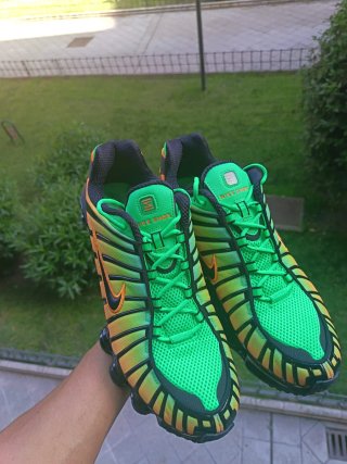 Nike Shox TL Fade Negro/Naranja