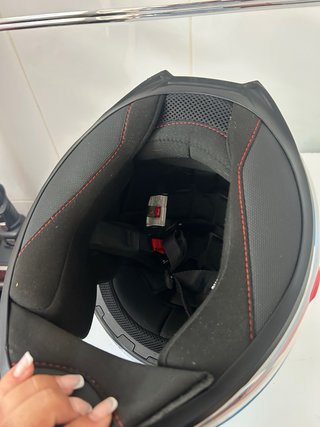 Casco de moto Unik blanco y azul