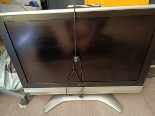 TV Sharp AQUOS Plata