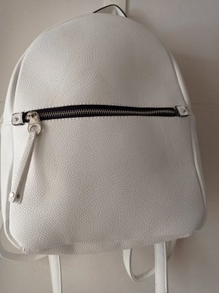 Mochila Stradivarius Blanca