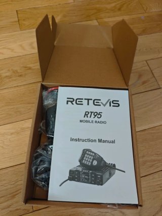 Emisora Bibanda RETEVIS RT 95