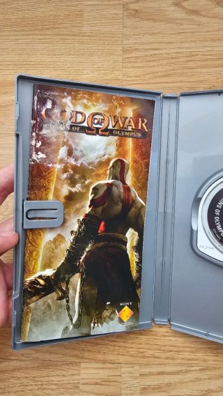 God of War: Chains of Olympus PSP Platinum