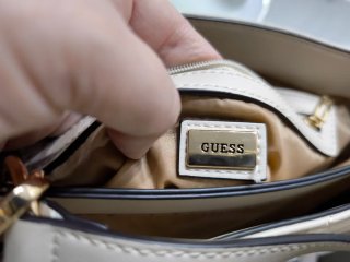 Bolso Guess Beige Nuevo