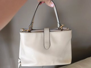Bolso Guess Beige Nuevo