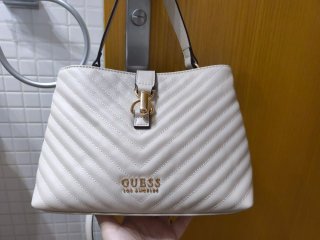 Bolso Guess Beige Nuevo
